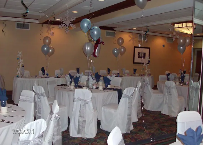 Newburgh Inn